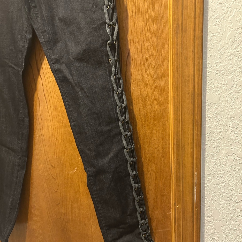 Encore Jeans Black with Gray Chain Detail
